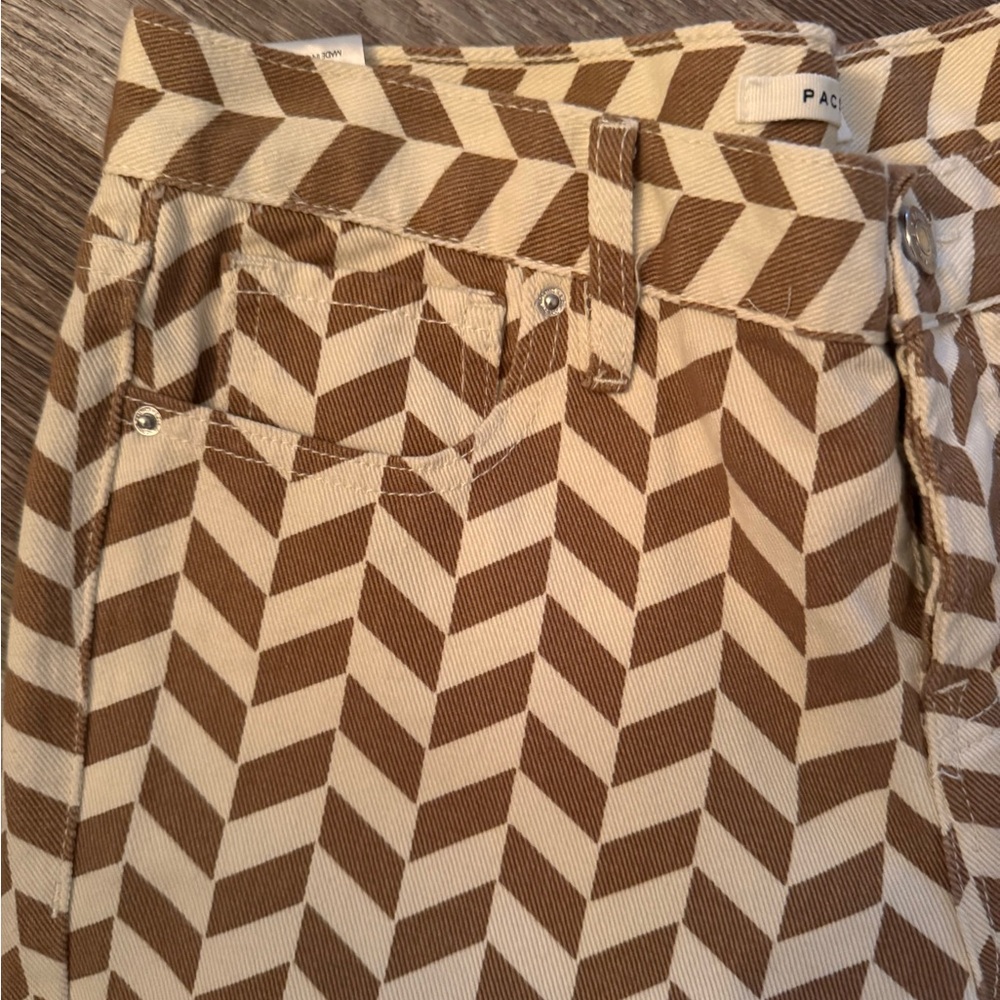 PacSun Brown and Cream Geometric Pants - Picture 4 of 4